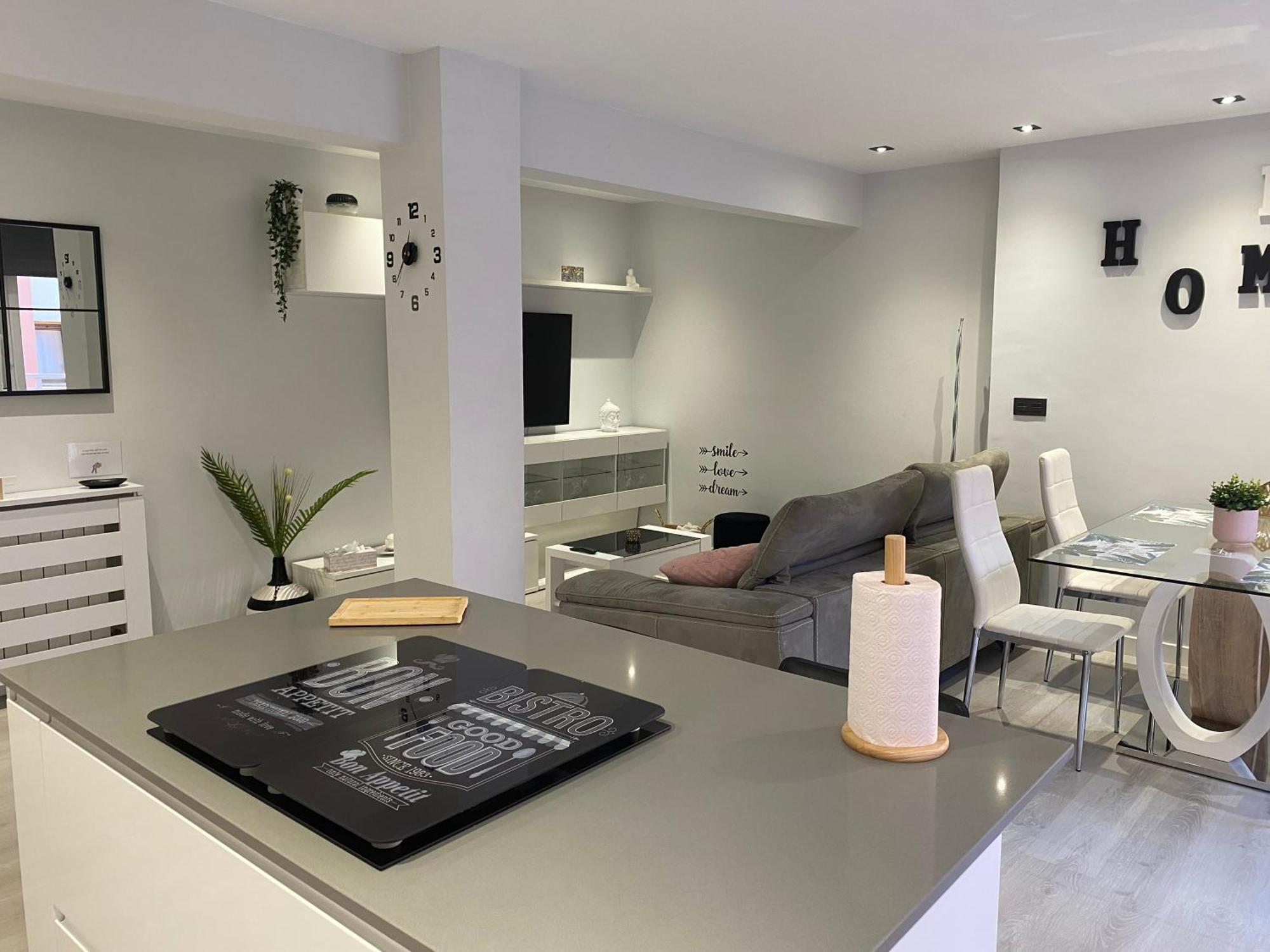 Piso Deluxe Centro Cerca Del Bec Apartment Barakaldo Ngoại thất bức ảnh